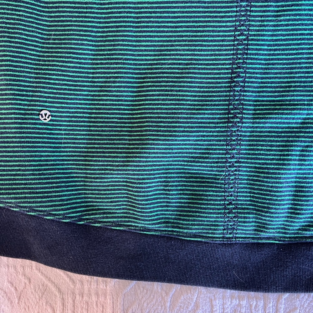 lululemon athletica Green and navy Striped sweatshirt - Picture 5 of 6